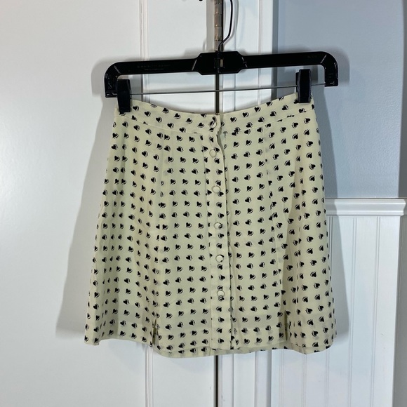 For Love and Lemons Sweetheart Mini Heart Skirt size xs Cream‎ Black Novelty - Picture 2 of 10